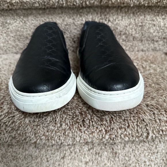 Gucci Men’s Black Slip-On Leather Sneakers with White Soles main image 5
